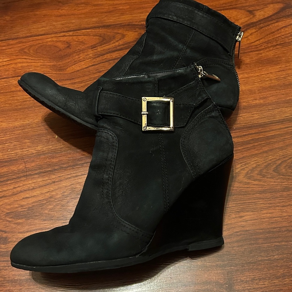 Tory Burch Deanna Black Suede Ankle Booties with Gold Buckle Sz 9 1/2